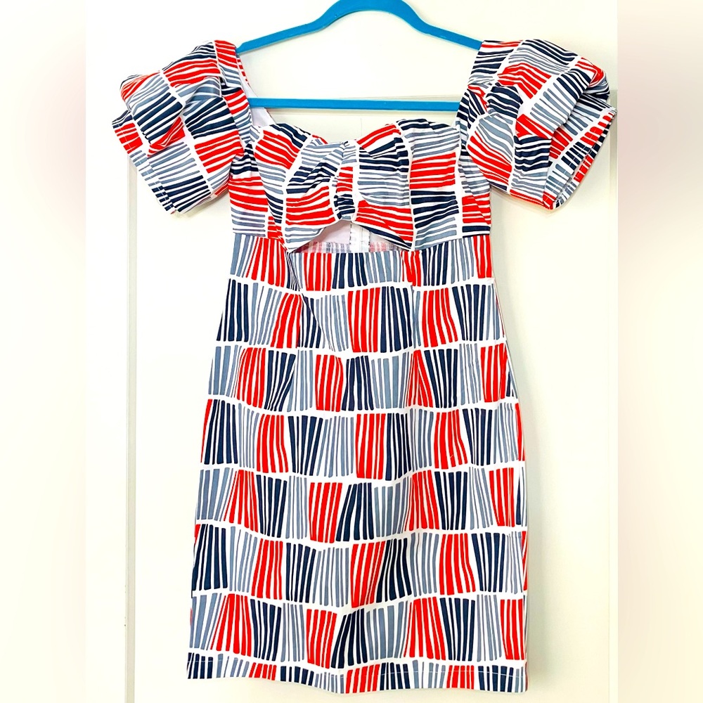 Main Strip Medium stripped dress with bubble sleeves and peekaboo keyhole